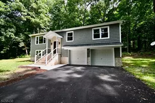 1 Appleseed Rd, Vernon, NJ 07461 - Photo 1