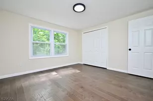 1 Appleseed Rd, Vernon, NJ 07461 - Photo 9
