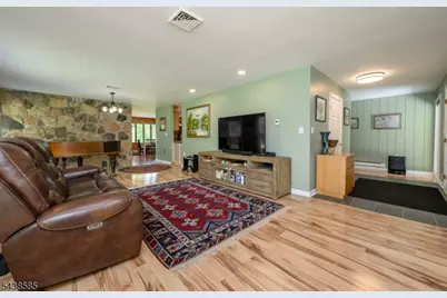 13 Central Ave, Readington, NJ 08889 - Photo 5