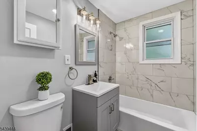 1380 Hamilton St, Elizabeth, NJ 07208 - Photo 11
