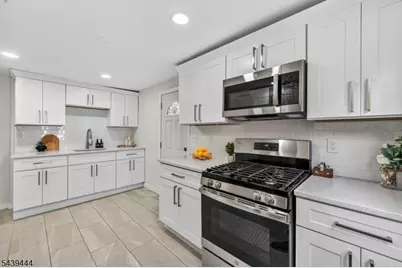 1380 Hamilton St, Elizabeth, NJ 07208 - Photo 5