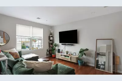 1209 Summit Ave #405, Jersey City, NJ 07307 - Photo 5