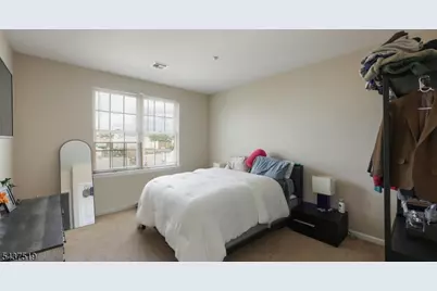 1209 Summit Ave #405, Jersey City, NJ 07307 - Photo 11