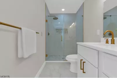 951 Grandview Ave, Union Township, NJ 07083 - Photo 29