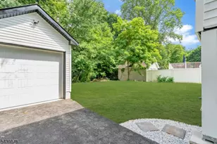 951 Grandview Ave, Union Township, NJ 07083 - Photo 49