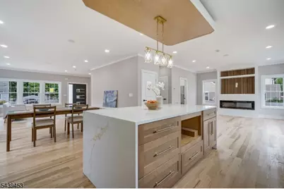 55 Long Hill Dr, Clifton, NJ 07013 - Photo 7