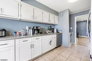 2530 Stillwell Rd, Union Township, NJ 07083 - Photo 7