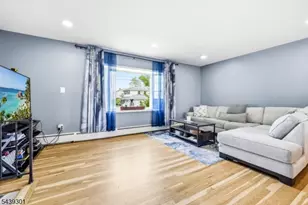 2530 Stillwell Rd, Union Township, NJ 07083 - Photo 5