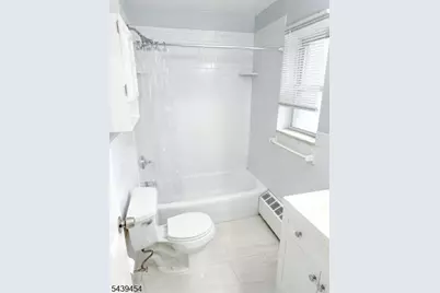 365 Bloomfield Ave #2B, Verona, NJ 07044 - Photo 7