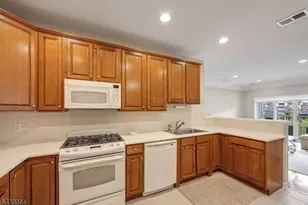 6318 Warren's Way, Wanaque, NJ 07465 - Photo 15