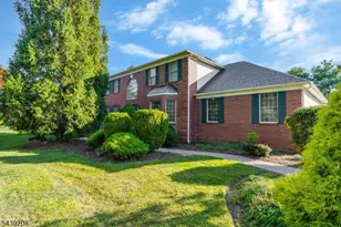 6 Pinewood Ln, Warren Township, NJ 07059 - Photo 1