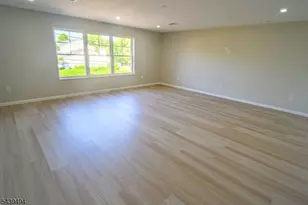 10 B Delar Parkway, Franklin Township, NJ 08823 - Photo 17
