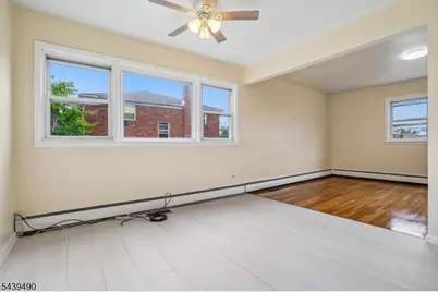 51 Tremont Ter, Irvington, NJ 07111 - Photo 9