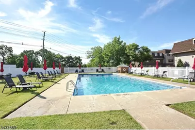 565 Grove St #D-16, Clifton, NJ 07013 - Photo 27