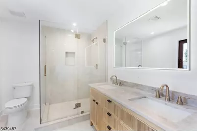 130 Warren St, Clifton, NJ 07013 - Photo 19