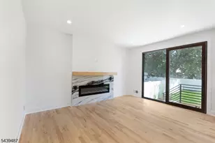130 Warren St, Clifton, NJ 07013 - Photo 7