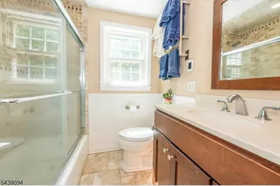 33 Glenview Dr, West Orange Township, NJ 07052 - Photo 25