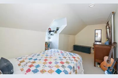 33 Glenview Dr, West Orange Township, NJ 07052 - Photo 31
