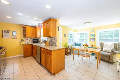 33 Glenview Dr, West Orange Township, NJ 07052 - Photo 11