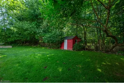 33 Glenview Dr, West Orange Township, NJ 07052 - Photo 43