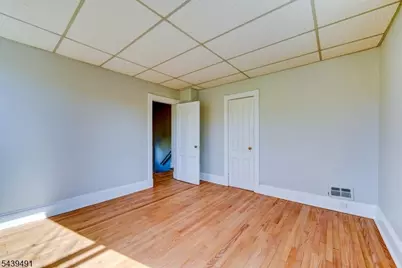 185 W Cliff St, Somerville, NJ 08876 - Photo 15