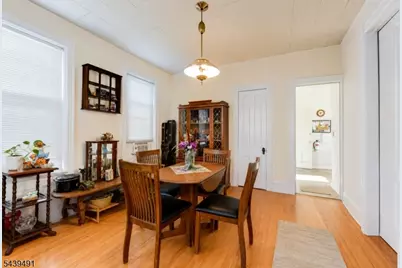 185 W Cliff St, Somerville, NJ 08876 - Photo 11