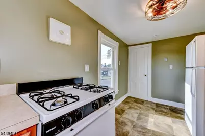 185 W Cliff St, Somerville, NJ 08876 - Photo 7