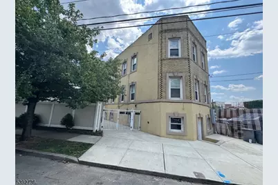 233 Malvern St, Newark, NJ 07105 - Photo 1