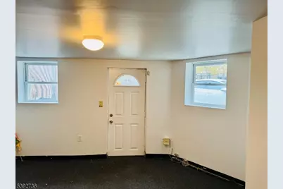 233 Malvern St, Newark, NJ 07105 - Photo 5