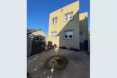 233 Malvern St, Newark, NJ 07105 - Photo 11