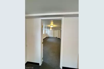 233 Malvern St, Newark, NJ 07105 - Photo 11