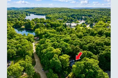 11 Rippling Brook Dr, Vernon, NJ 07422 - Photo 47