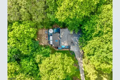 11 Rippling Brook Dr, Vernon, NJ 07422 - Photo 49