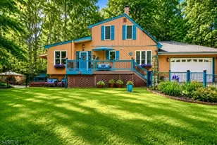 11 Rippling Brook Dr, Vernon, NJ 07422 - Photo 41