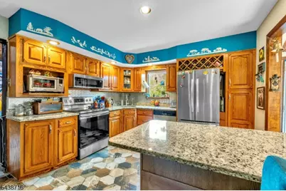 11 Rippling Brook Dr, Vernon, NJ 07422 - Photo 11