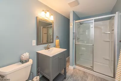 19 Brookdale Ave, Cedar Grove, NJ 07009 - Photo 11