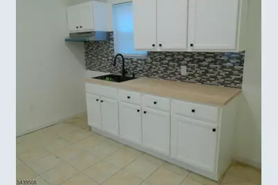 523 Franklin St, Elizabeth, NJ 07206 - Photo 7