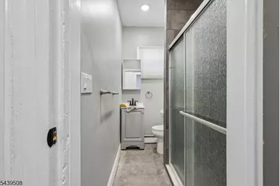 523 Franklin St, Elizabeth, NJ 07206 - Photo 35