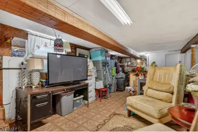 79 E Jersey St, Elizabeth, NJ 07206 - Photo 9