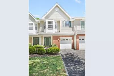 28 Kensington Dr, Randolph Township, NJ 07869 - Photo 1