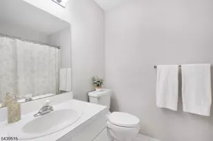 28 Kensington Dr, Randolph Township, NJ 07869 - Photo 19