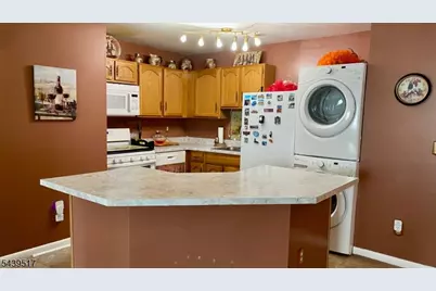 74 Falcon Ridge Way #4, Hamburg, NJ 07419 - Photo 13
