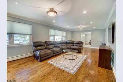 11 Druid Hill Dr, Parsippany, NJ 07054 - Photo 15
