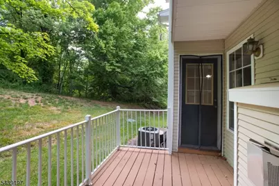 106 Wallace Ct, Green Brook Township, NJ 08812 - Photo 13