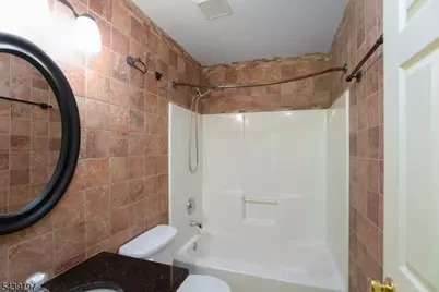 106 Wallace Ct, Green Brook Township, NJ 08812 - Photo 11