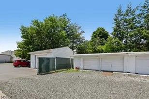 639 S Broad St, Elizabeth, NJ 07202 - Photo 31