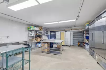 639 S Broad St, Elizabeth, NJ 07202 - Photo 11