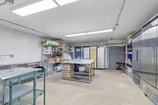 639 S Broad St, Elizabeth, NJ 07202 - Photo 11