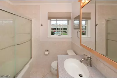 30 Knolls Rd, Bloomingdale, NJ 07403 - Photo 11