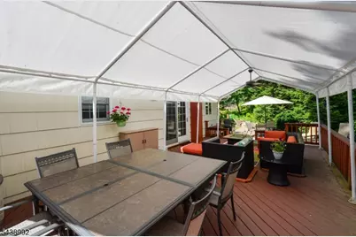 30 Knolls Rd, Bloomingdale, NJ 07403 - Photo 19